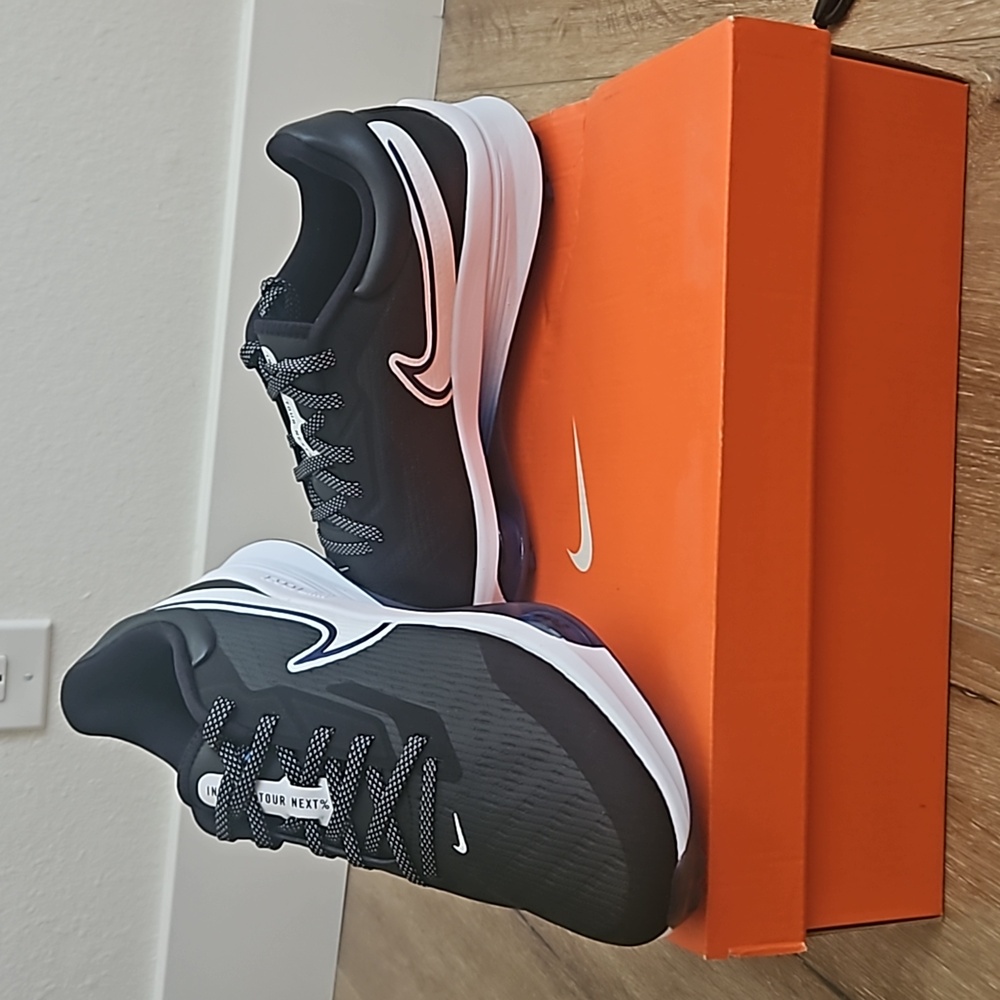 NWT brand new Nike air zoom infinity tour next